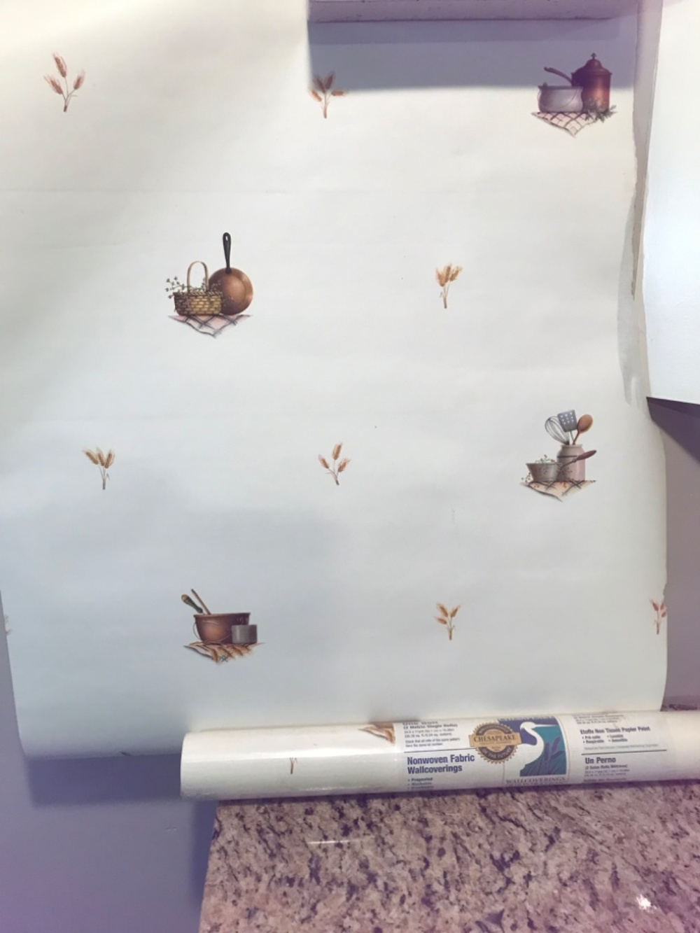 2 double rolls cottage country wallpaper